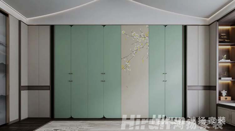 太好了！我堆得跟倉庫一樣的臥室終于有救了！