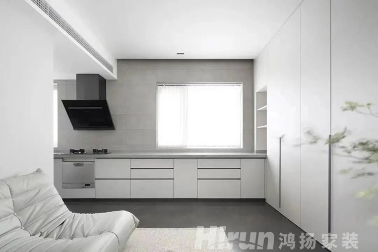 鴻揚家裝柜子怎么樣？超高定制柜門，滿足你的所有收納需求