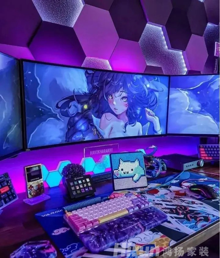 喂！來我家超厲害的電競房一起開黑嗎？！